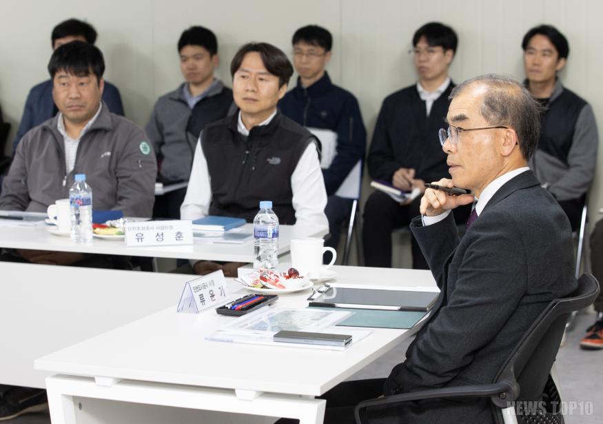 검암 플라시아 현장사무소 간담회 사진2.jpg