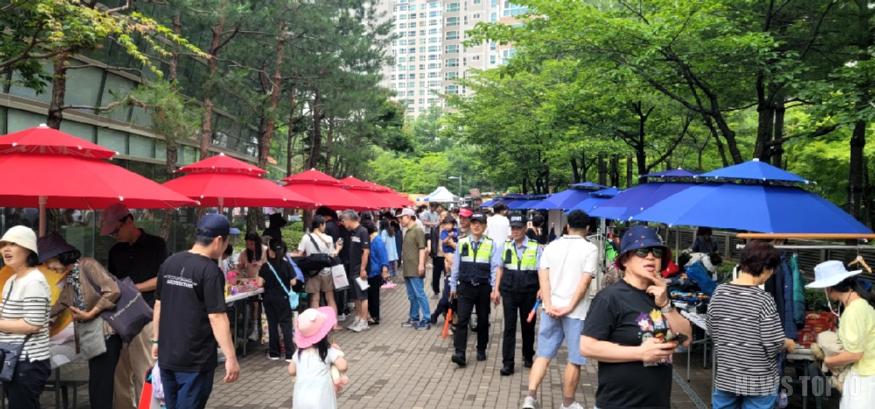 ‘24. 6. 15. 아파트로 찾아가는 나눔장터(반포자이).jpg