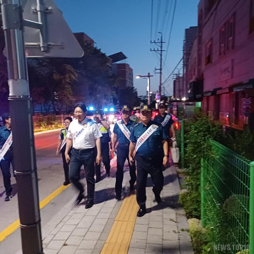 기초질서 확립을 위한 합동 캠페인 사진2.jpg