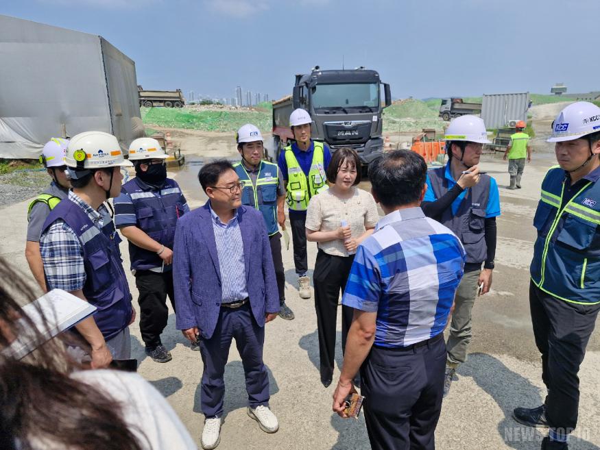 2025.07.25.보도자료(비산먼지 방지를 위한 현장방문)_2.jpg