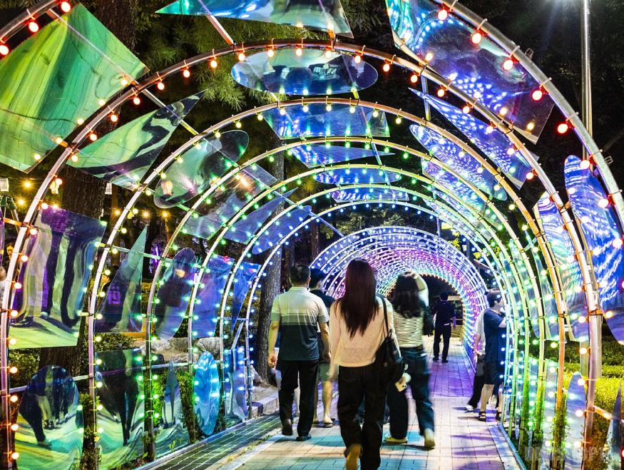 1128 ‘제4회 계양 빛 축제’ 내년 1월까지 한 달 연장 (5).jpg